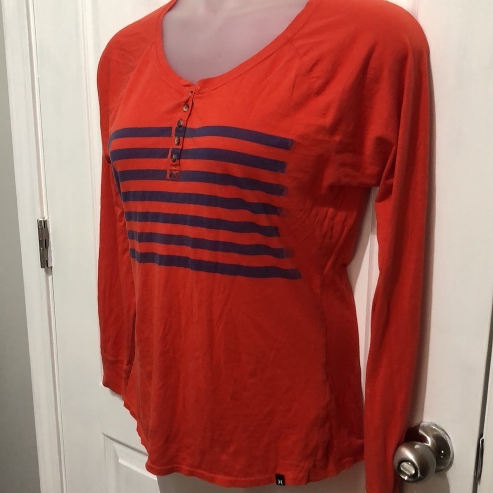 Hurley shirt - Picture 2 of 7
